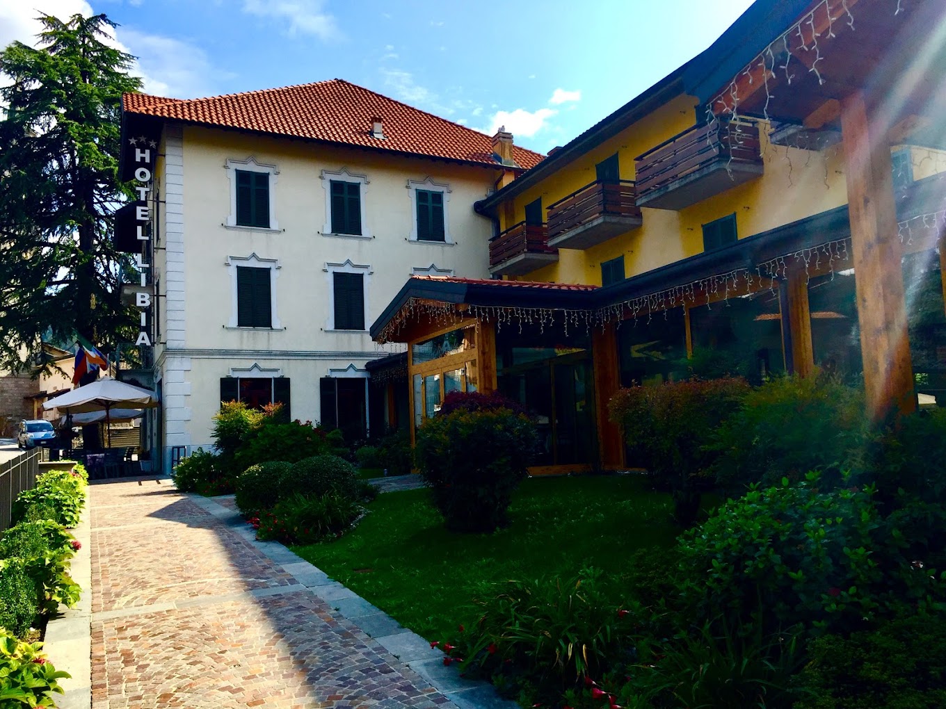 esterno hotel libia