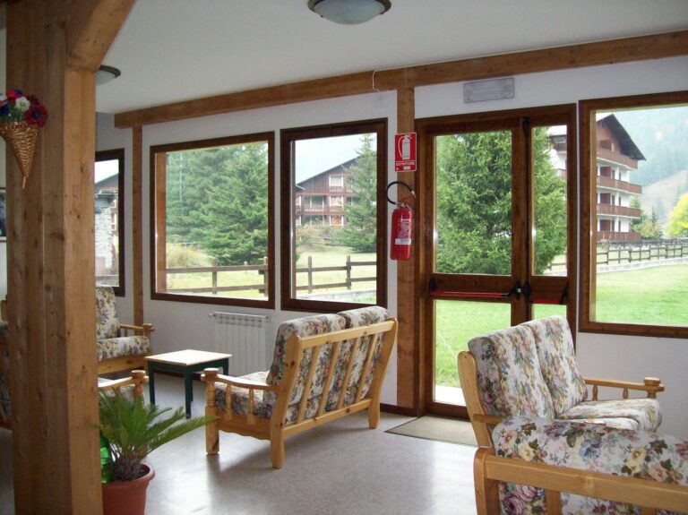 101_0958-scaled 101_0958-scaled