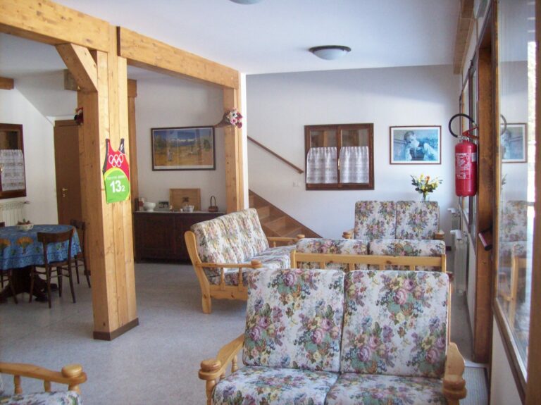 101_2278-scaled 101_2278-scaled