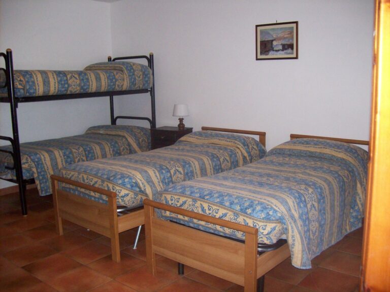 101_2292-scaled 101_2292-scaled