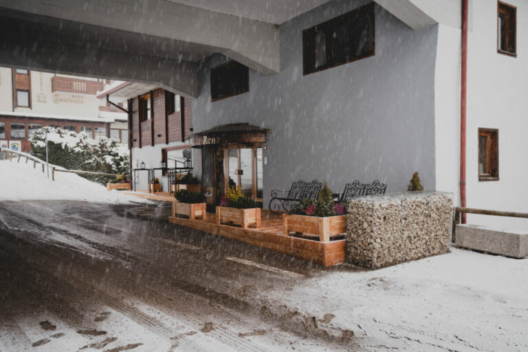 HOTELRENZIGENNAIO-63-1199x800 (1) HOTELRENZIGENNAIO-63-1199x800 (1)