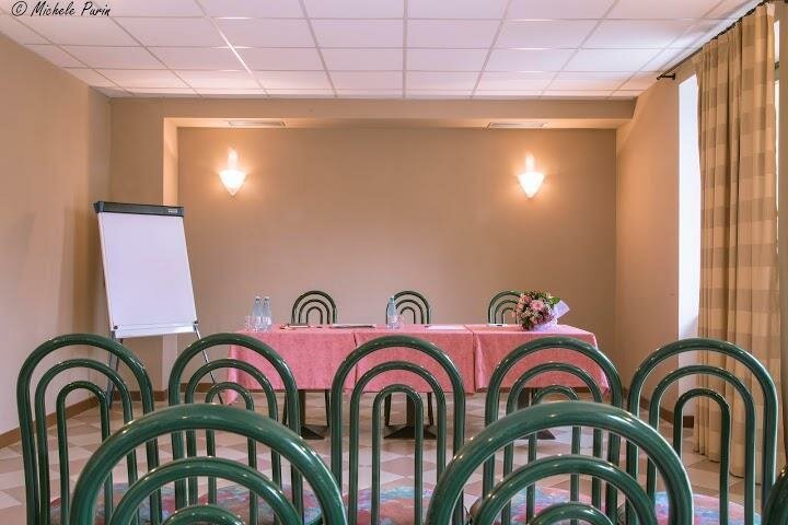 sala conferenza_37555324 sala conferenza_37555324