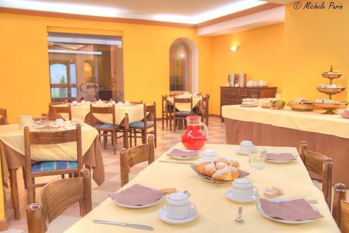 sala pranzo_37555332 sala pranzo_37555332